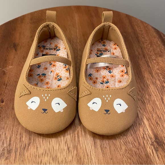 NWOT Carters Baby girls soft bottom ballet flats size 3-6mo - Picture 2 of 5